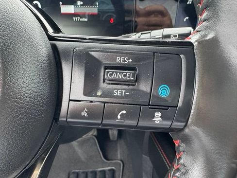 Used 2026 Nissan Kicks SR FWD image 15