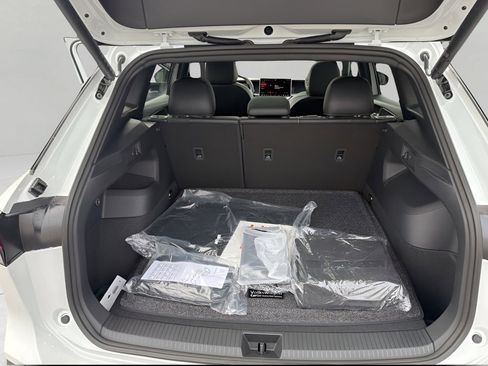 New 2026 Volkswagen Tiguan SE R-Line AWD/4WD image 27