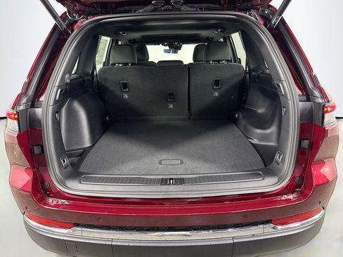 New 2025 Jeep Grand Cherokee Laredo X w/ Luxury Tech Group I image 13