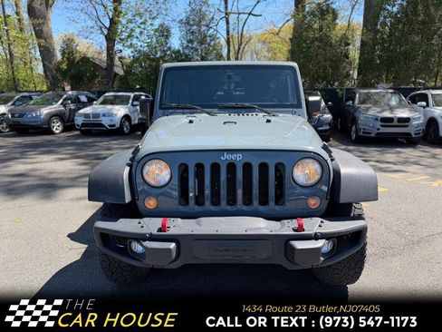 Used 2015 Jeep Wrangler Unlimited Rubicon w/ Dual Top Group AWD/4WD image 12