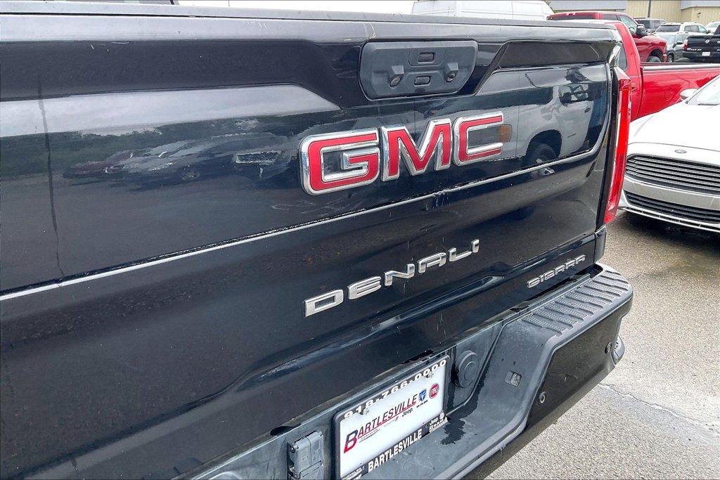 Used 2023 GMC Sierra 2500 Denali w/ Denali Black Diamond Edition AWD/4WD image 14