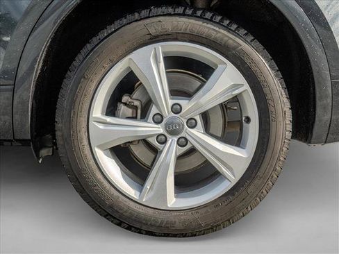 Used 2020 Audi Q5 2.0T Premium Plus w/ Premium Plus Package image 15