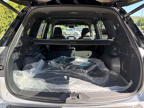 New 2026 Subaru Forester Touring AWD/4WD image 11