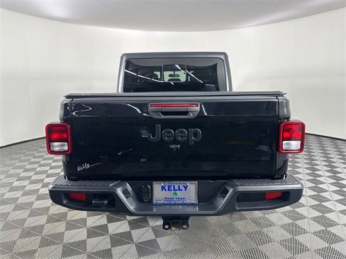 Certified 2023 Jeep Gladiator Sport image 6