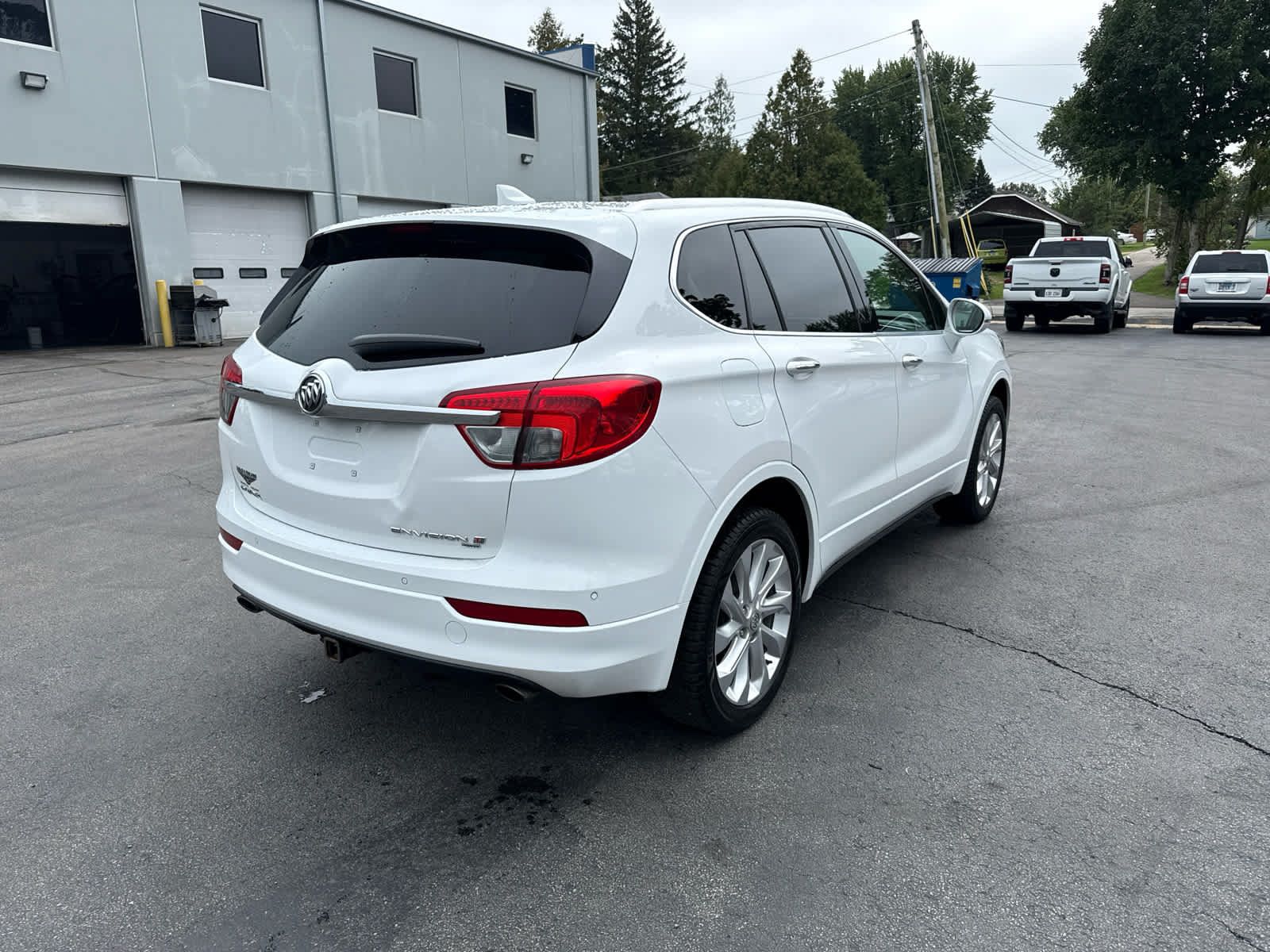 Used 2017 Buick Envision Premium AWD/4WD image 3