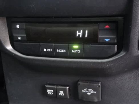 Used 2023 Toyota Sequoia Limited image 15