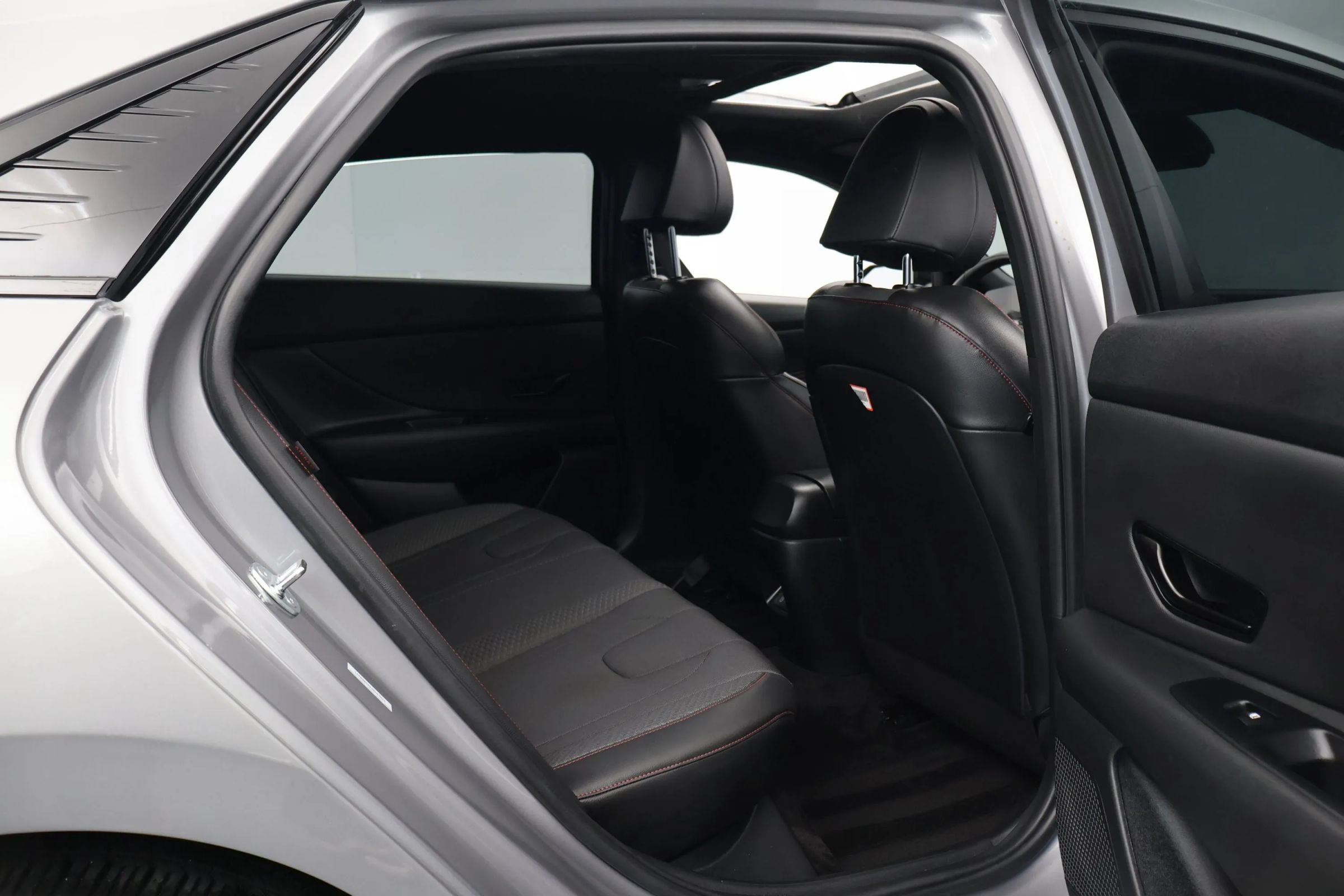 Used 2025 Hyundai Elantra N Line FWD image 16