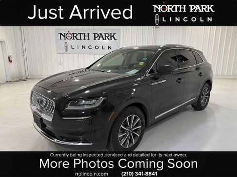 Used 2022 Lincoln Nautilus FWD image 1