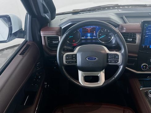 Used 2024 Ford Expedition Max Limited image 18
