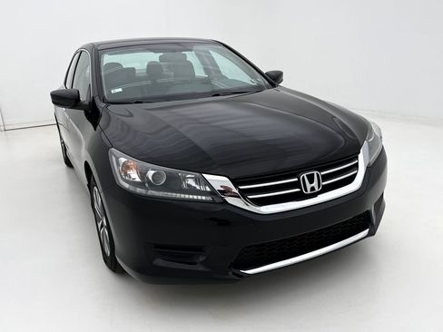 Used 2015 Honda Accord LX image 3
