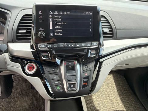 Used 2023 Honda Odyssey Touring image 20