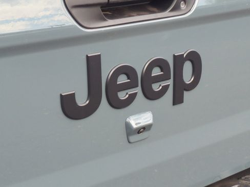 New 2026 Jeep Gladiator Sport image 24