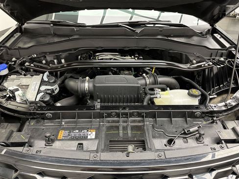 Used 2025 Ford Explorer ST AWD/4WD image 34