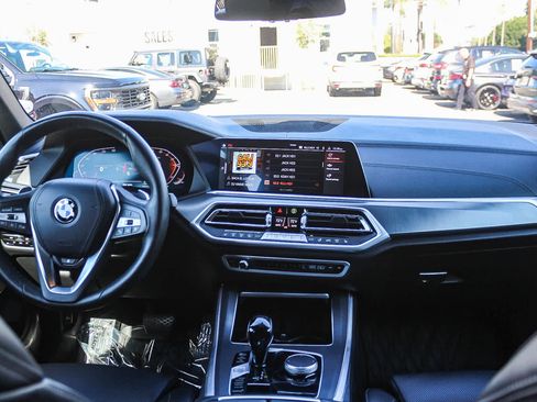 Certified 2023 BMW X5 sDrive40i w/ Premium Package image 12