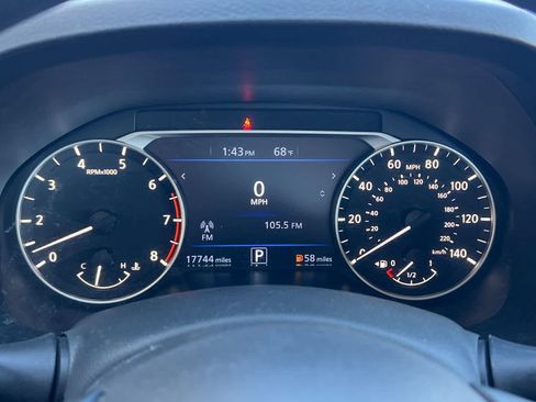 Used 2025 Nissan Altima 2.5 SV image 25