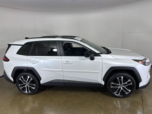 Used 2026 Toyota RAV4 Limited AWD/4WD image 9