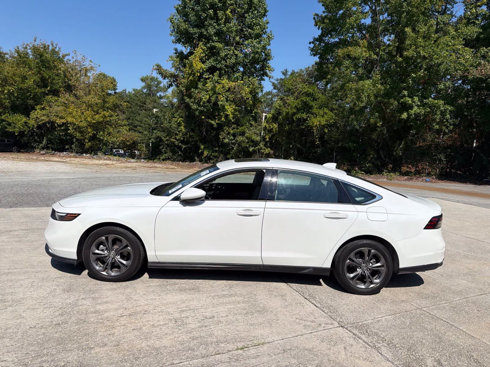 Used 2024 Honda Accord EX image 8