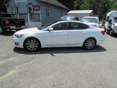 Used 2014 Kia Cadenza Premium w/ Luxury Package FWD image 5