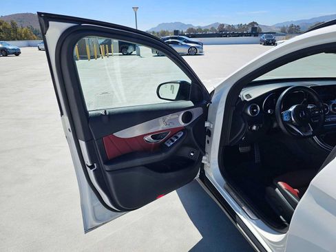 Used 2022 Mercedes-Benz GLC 300 image 19