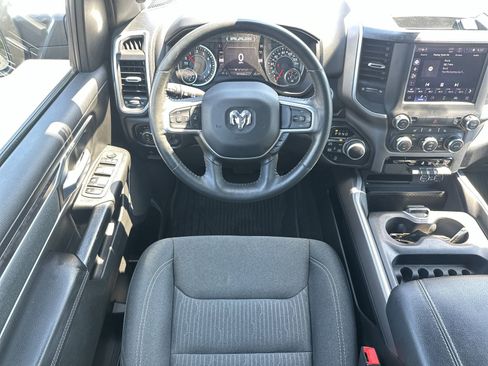 Used 2022 RAM 1500 Big Horn AWD/4WD image 17