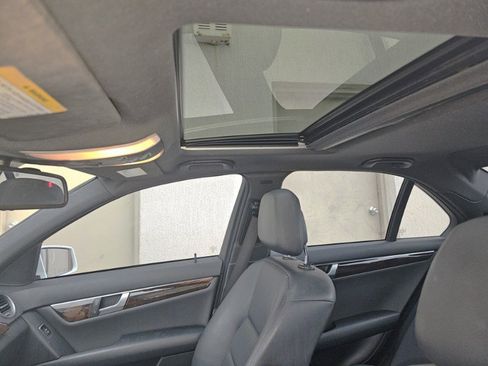 Used 2014 Mercedes-Benz C 250 Sport image 23