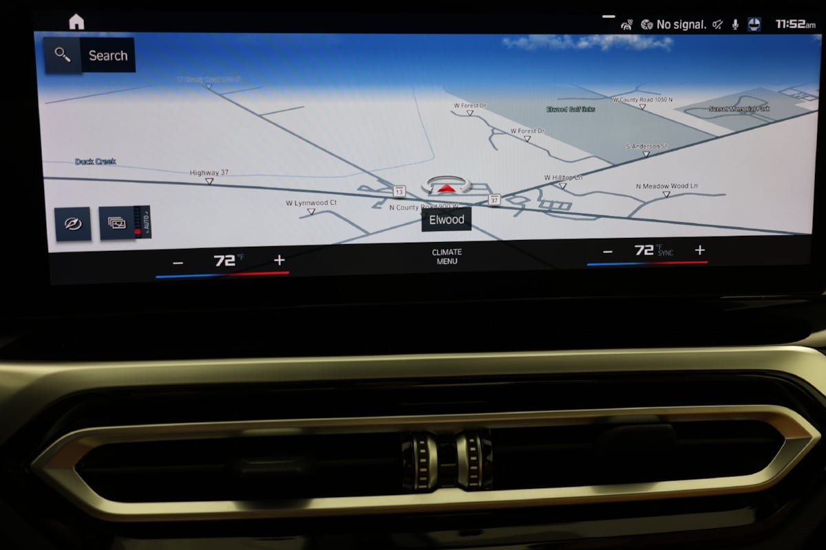 Used 2024 BMW M2 w/ Lighting Package RWD image 8