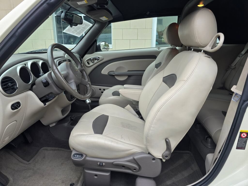 Used 2005 Chrysler PT Cruiser GT FWD image 80