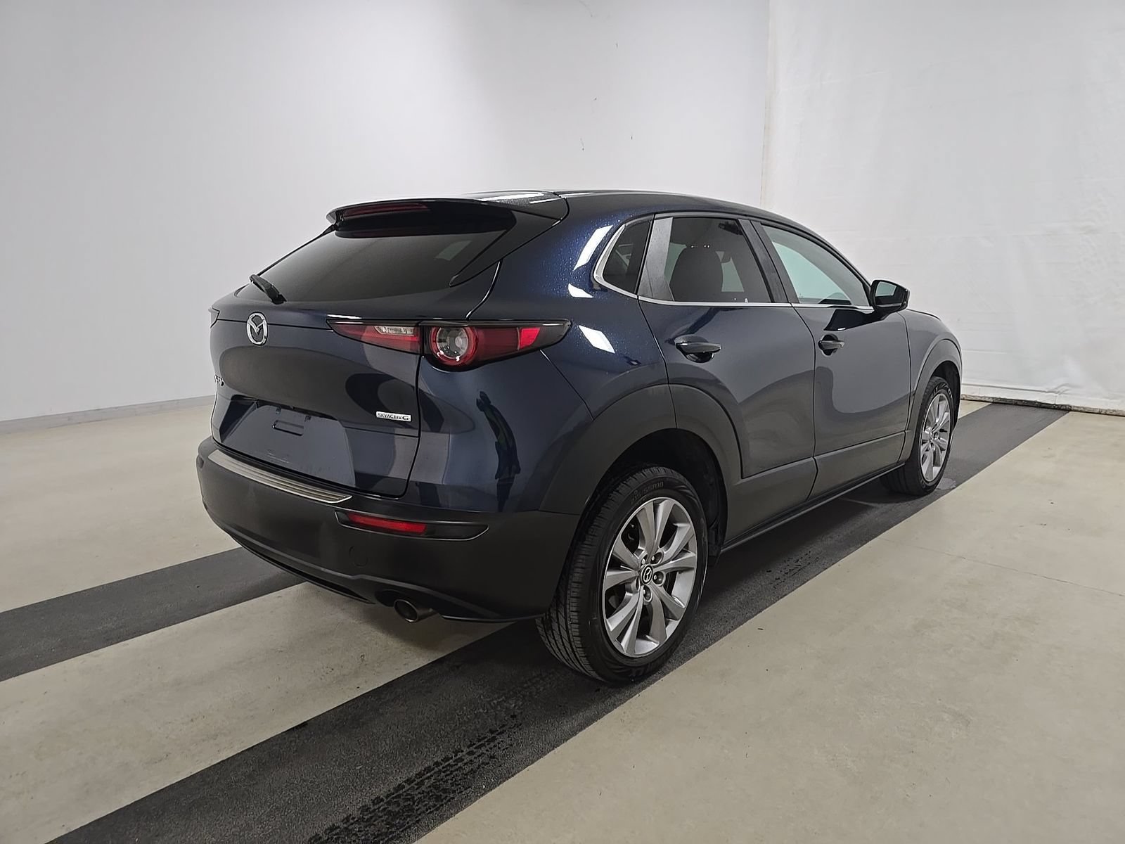 Used 2021 MAZDA CX-30 FWD 2.5 S w/ Select Package image 3
