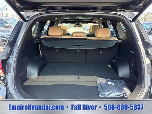Certified 2023 Hyundai Santa Fe Calligraphy w/ Winter Weather Package AWD/4WD image 15
