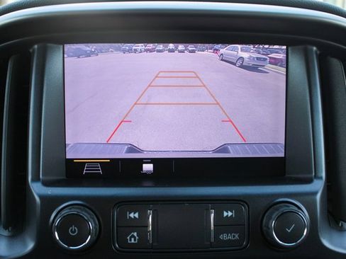 Used 2020 Chevrolet Colorado Z71 image 28