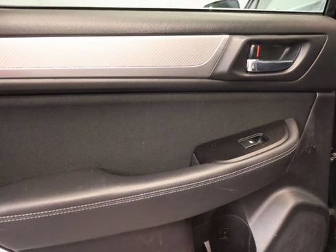 Used 2017 Subaru Outback 2.5i Premium AWD/4WD image 27
