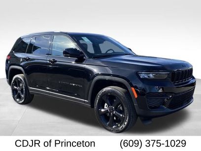 New 2025 Jeep Grand Cherokee Altitude