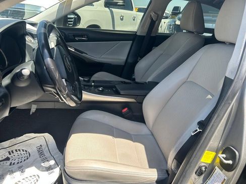 Used 2016 Lexus IS 200t RWD image 13