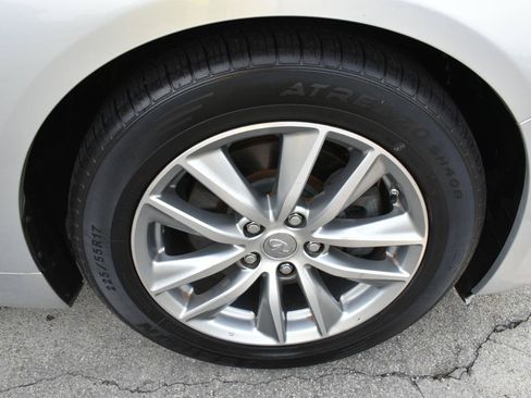 Used 2017 INFINITI Q50 3.0t Premium RWD image 35