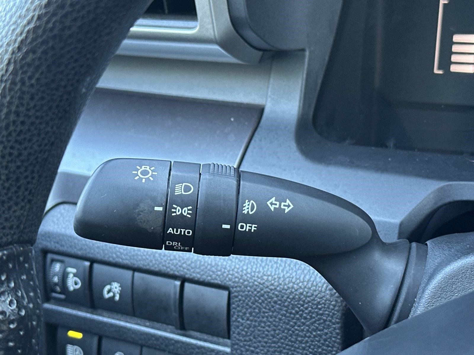 Used 2024 Toyota Tacoma SR5 AWD/4WD image 24