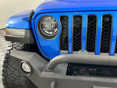 Used 2021 Jeep Gladiator Rubicon AWD/4WD image 5