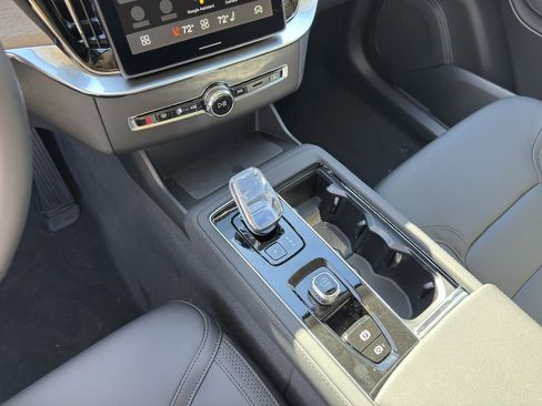 New 2026 Volvo XC90 B6 Plus w/ Protection Package Premier image 24