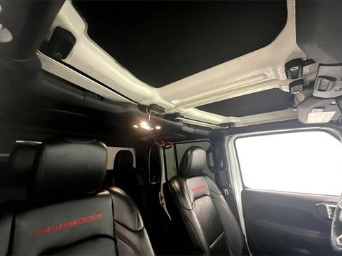 Used 2020 Jeep Gladiator Rubicon image 27