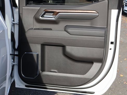 New 2026 GMC Sierra 1500 Elevation w/ Preferred Package image 19