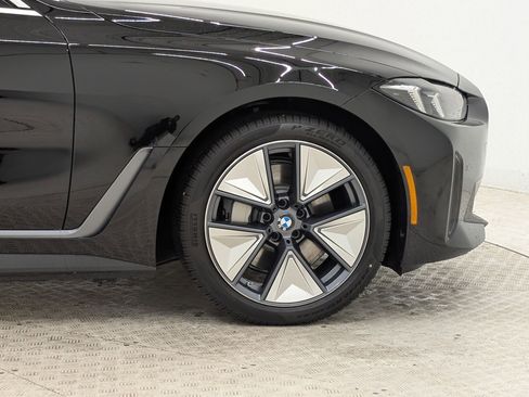 New 2026 BMW i4 xDrive40i w/ Premium Package image 12