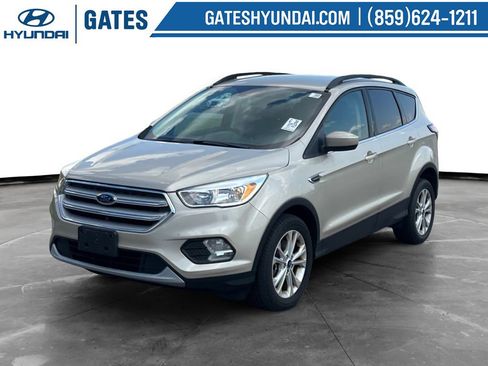 Used 2018 Ford Escape SE AWD/4WD image 5