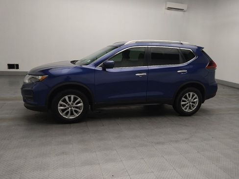Used 2020 Nissan Rogue SV AWD/4WD image 2