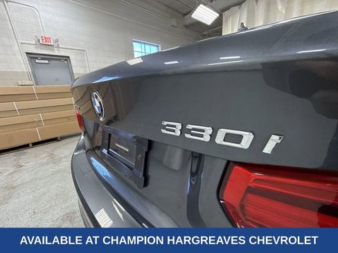 Used 2017 BMW 330i xDrive Sedan image 41