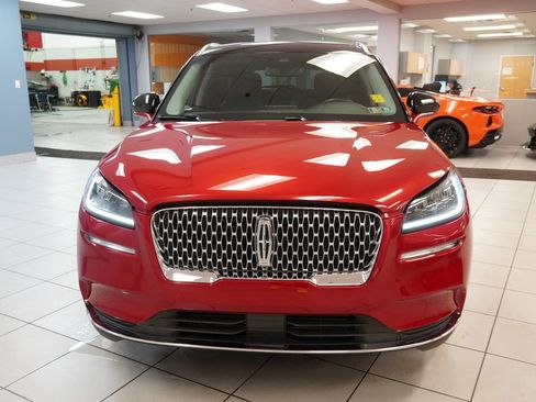 Used 2022 Lincoln Corsair AWD w/ Premium Package image 16