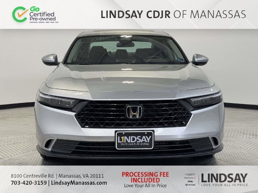 Used 2024 Honda Accord EX image 3