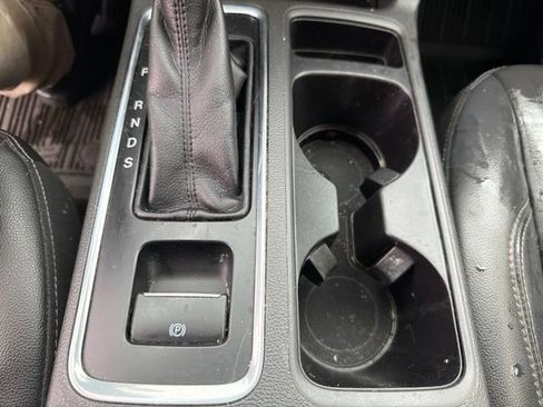 Used 2018 Ford Escape Titanium AWD/4WD image 38
