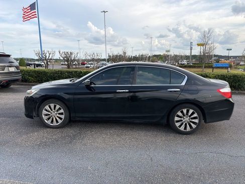Used 2015 Honda Accord EX-L image 2