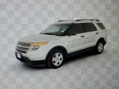 Used 2014 Ford Explorer FWD image 1