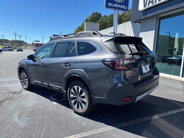 Certified 2024 Subaru Outback Limited AWD/4WD image 2