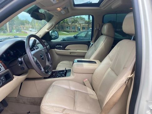 Used 2009 GMC Yukon XL Denali AWD/4WD image 18